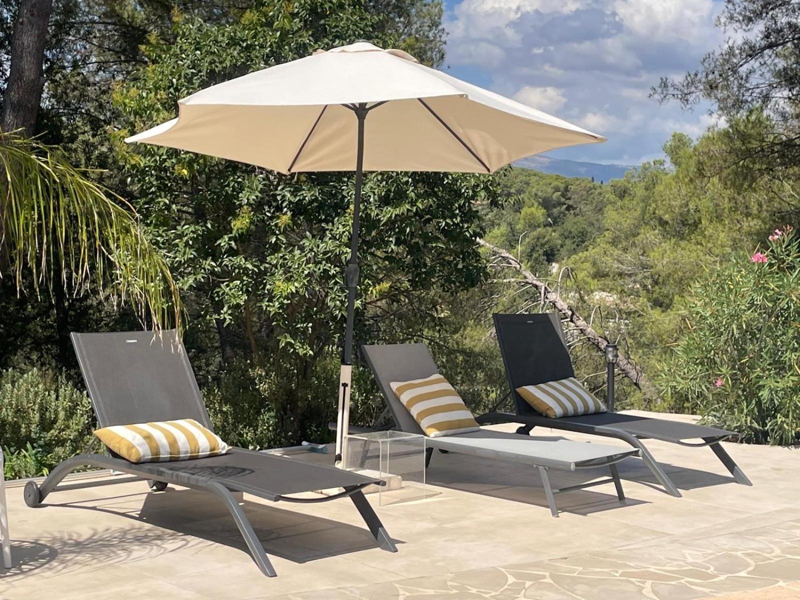 La Villa Des Carriers- Maison Avec Piscine Proche Mer Roquefort-les-Pins Eksteriør bilde